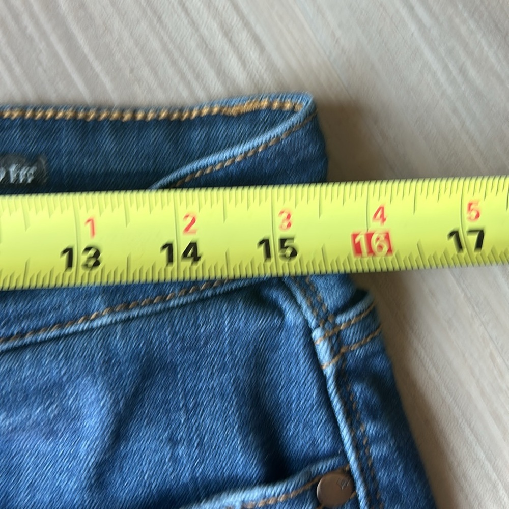 Judy Blue Women's Relaxed Straight Leg Blue Jeans Jr 11/30 Classic Casual - Picture 11 of 15